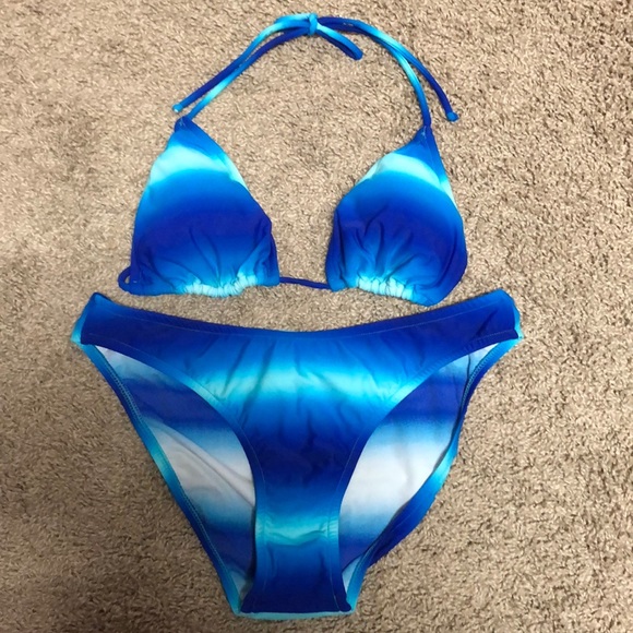 VENUS Other - VENUS NEW BLUE OMBRÉ BIKINI Top-C Bottom-10 NWOT